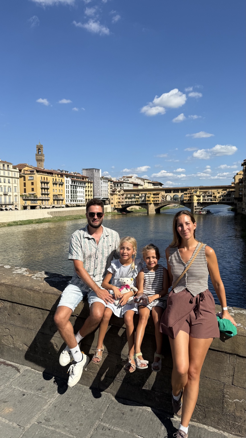 Familie Schoch: Juli und Tobi mit Clara und Mathilda auf einer gemeinsamen Reise